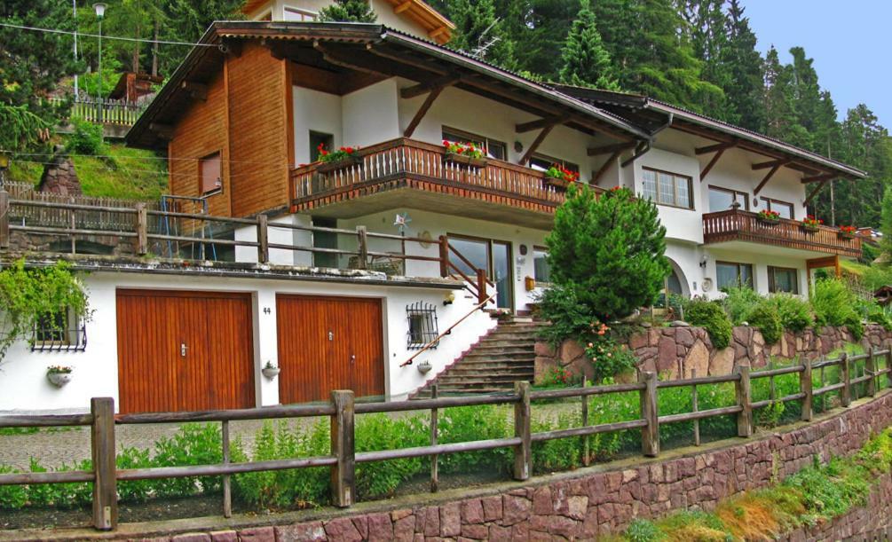 Holiday Apartments Costanzi Ορτιζέι Εξωτερικό φωτογραφία