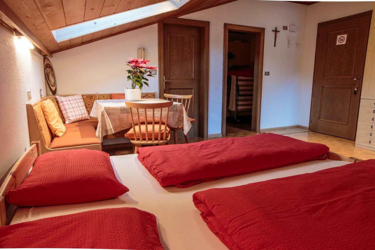 Holiday Apartments Costanzi Ορτιζέι Εξωτερικό φωτογραφία