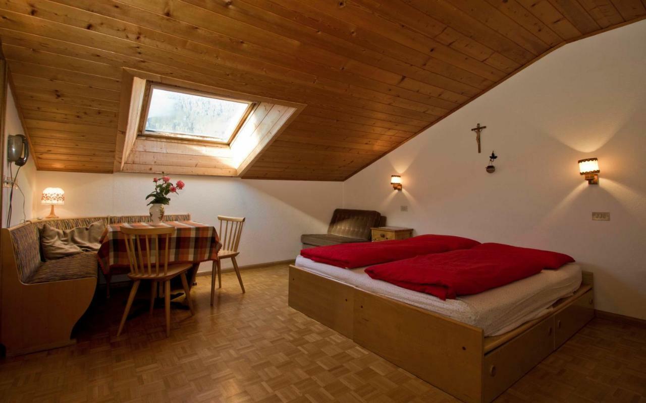Holiday Apartments Costanzi Ορτιζέι Εξωτερικό φωτογραφία
